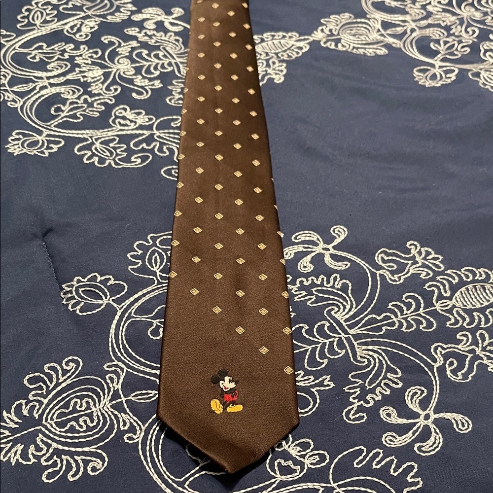 Vintage 1970s Disney Brown Tie with Mickey Mouse Pattern